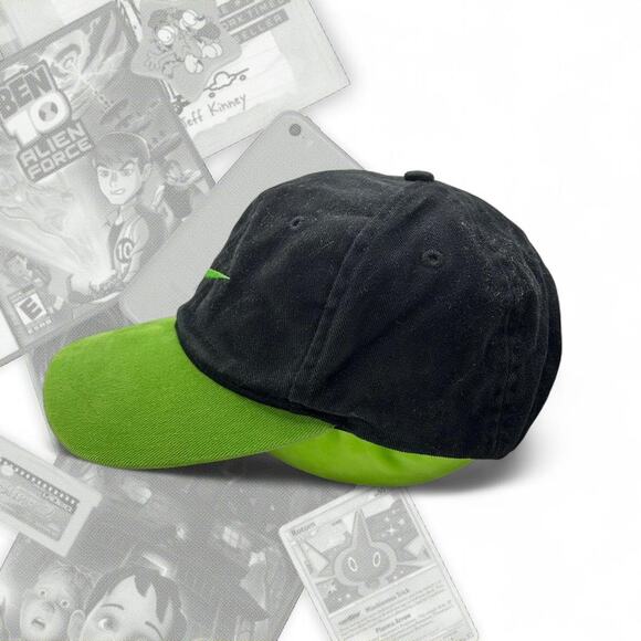 Graphic Nike Logo Snapback Hat - Picture 3 of 8